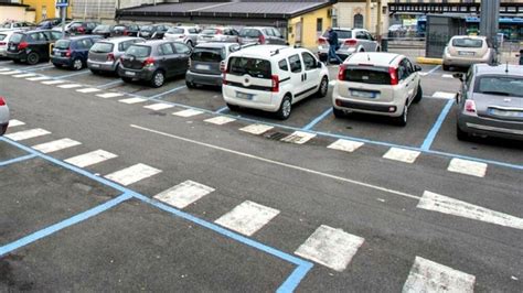 Parcheggiare a Padova: le aree sosta vicine al centro, .